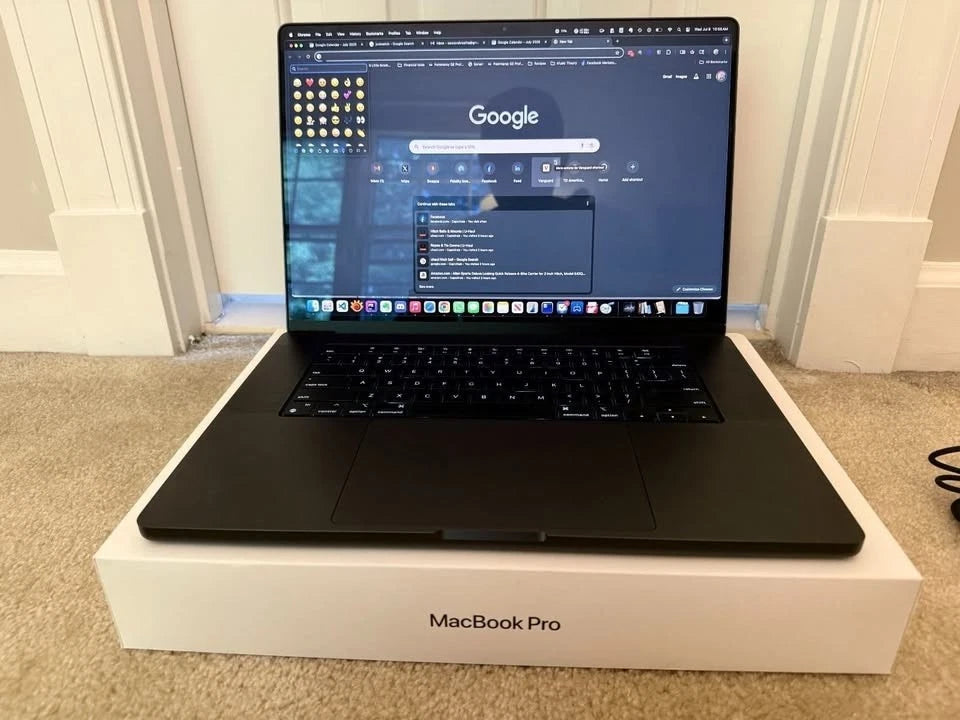 Space Black MacBook Pro 16 M4 MAX 36GB 1TB 28 cycles 100% battery!