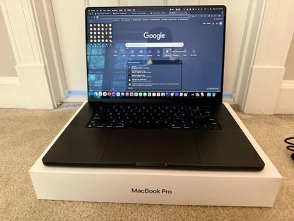 Space Black MacBook Pro 16 M4 MAX 36GB 1TB 28 cycles 100% battery!